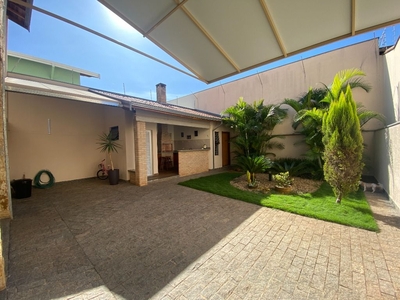 Casa em Nova Piracicaba, Piracicaba/SP de 192m² 3 quartos à venda por R$ 779.000,00