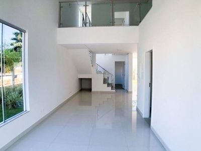 Casa em Operária, Londrina/PR de 210m² 3 quartos à venda por R$ 1.489.000,00
