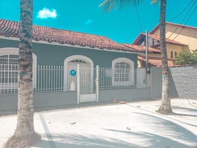 Casa em Piratininga, Niterói/RJ de 148m² 2 quartos para locação R$ 2.900,00/mes
