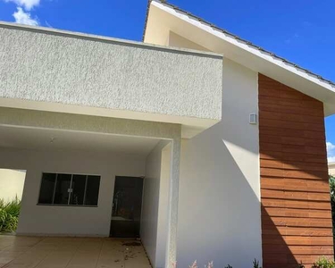 Casa para venda 3 quartos lote inteiro com área de lazer em Jataí Go