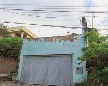 Casa para Venda - 700m², 4 dormitórios, sendo 1 suites, 3 vagas - Menino Deus