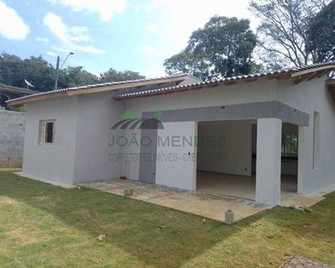 Casa térrea à venda no Jd. Chácaras Brasil, em Atibaia/SP