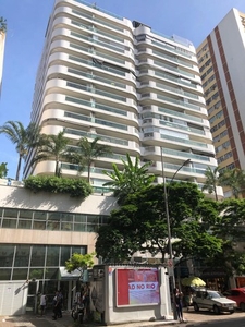 Espetacular cobertura duplex com 189m2 em condomínio de alto padrão na Rua das Laranjeiras