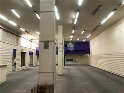 Galpão em Centro, Osasco/SP de 400m² para locação R$ 25.000,00/mes