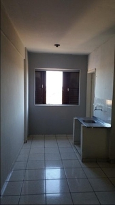 Kitnet com 1 dormitório, 26 m² - venda por R$ 115.000 ou aluguel por R$ 560/mês - Centro -