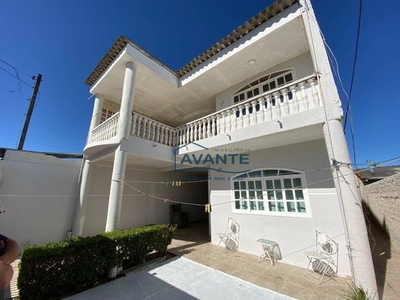 Sobrado com 6 dormitórios à venda, 210 m² por R$ 355.000,00 - Sítio Cercado - Curitiba/PR