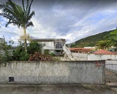 Terreno com 2 casas construídas a venda, no Ribeirão da Ilha, FLORIANÓPOLIS - SC