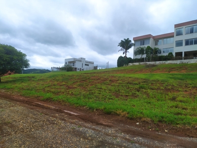Terreno em Ninho Verde Ii, Pardinho/SP de 442m² à venda por R$ 49.000,00