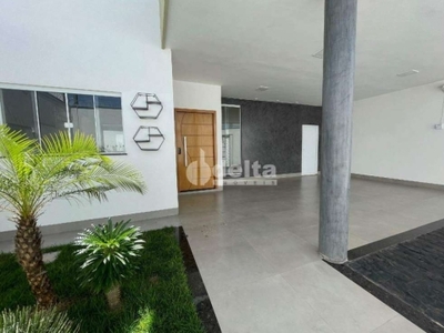 Casa para aluguel, 3 quartos, 1 suíte, 3 vagas, jardim europa - uberlândia/mg