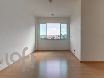Apartamento à venda em Santa Cruz com 76 m², 3 quartos, 1 suíte, 1 vaga
