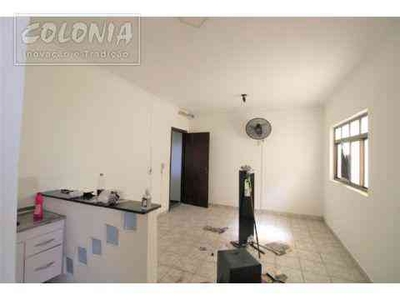 Apartamento com 1 quarto para alugar no bairro Santa Teresinha, 55m²