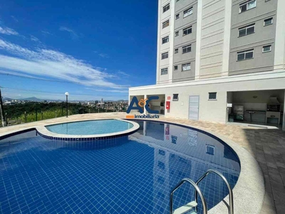 Apartamento com 2 quartos para alugar no bairro Ouro Preto, 70m²