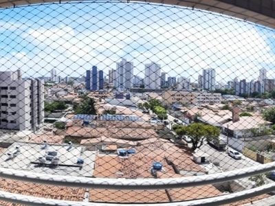 Apartamento em excelente localização em lagoa nova