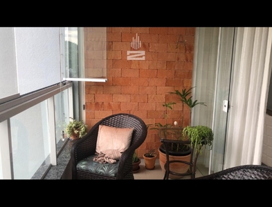 Apartamento no Bairro Velha em Blumenau com 3 Dormitórios (1 suíte) e 84 m²