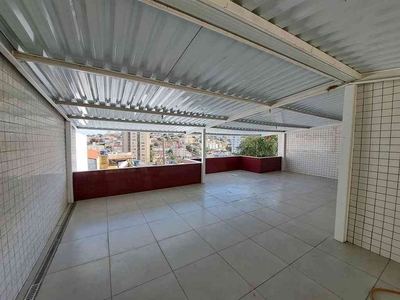 Casa com 3 quartos à venda no bairro Dom Cabral, 200m²