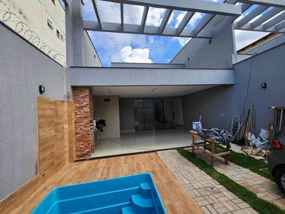 Casa com 3 quartos à venda no bairro Jardim Brasil, 210m²