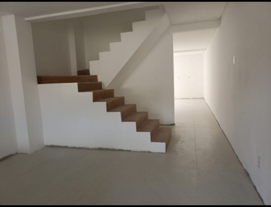 Casa no Bairro Velha Central em Blumenau com 3 Dormitórios (1 suíte) e 130 m²