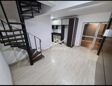 Apartamento no Bairro Garcia em Blumenau com 4 Dormitórios (2 suítes) e 210 m²