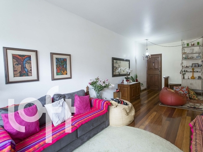 Apartamento à venda em Copacabana com 130 m², 3 quartos, 1 suíte, 1 vaga