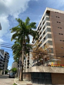 Apartamento para venda possui 165 metros quadrados com 4 quartos em Ponta Verde - Maceió -