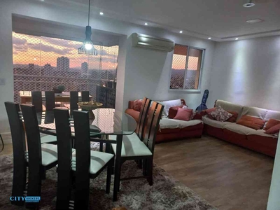 Apartamento com 3 quartos à venda no bairro Vila Santo Antônio, 114m²