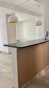 Apartamento com 3 Quartos e 2 banheiros à Venda, 69 m² por R$ 350.000