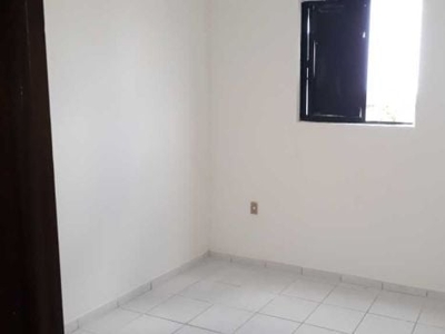 Apartamento com 3 Quartos e 2 banheiros para Alugar, 80 m² por R$ 950/Mês