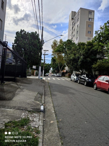 Casa Comercial Em Bairro Nobre