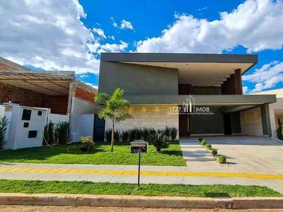 Casa em Condomínio com 4 quartos à venda no bairro Residencial Goiânia Golfe Clube, 226m²
