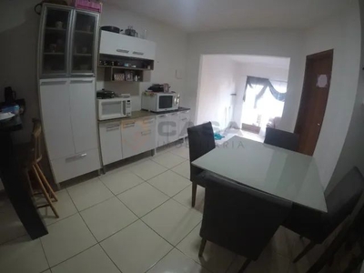 Ph- Casa 2 quartos c/suíte em São Patrício- Bairro super tranquilo!