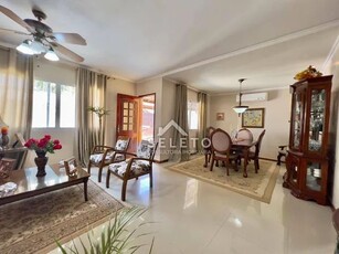 Casa com 4 dormitórios à venda, 170 m² por R$ 700.000,00 - Itaipu - Niterói/RJ