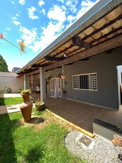 Casa com 7 quartos à venda no bairro Jardim América, 326m²