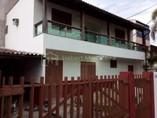 Casa a venda na Prainha em Angra dos Reis RJ a 200 metros da praia.