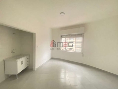 Apartamento com 1 quarto e 1 banheiro para alugar, 50 m² por r$ 1.250/mês