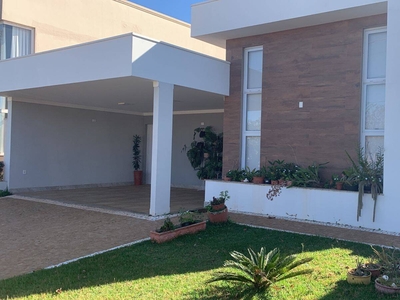 Casa em Centro, Araraquara/SP de 154m² 3 quartos à venda por R$ 929.000,00