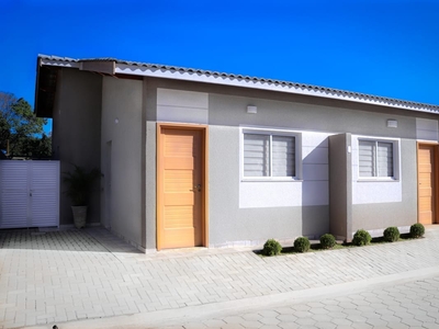 Casa em Jardim Colonial, Atibaia/SP de 51m² 2 quartos à venda por R$ 249.000,00