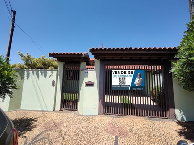 Casa em Jardim Das Tulipas, Holambra/SP de 157m² 3 quartos à venda por R$ 749.000,00