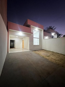 Casa em Jardim Esmeraldas, Aparecida de Goiânia/GO de 114m² 3 quartos à venda por R$ 299.000,00