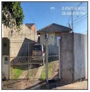 Casa em Parque Residencial Da Fraternidade, Sao Jose Do Rio Preto/SP de 202m² 2 quartos à venda por R$ 133.800,00