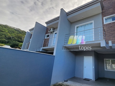 Casa em Ubatuba, São Francisco Do Sul/SC de 110m² 3 quartos à venda por R$ 539.000,00