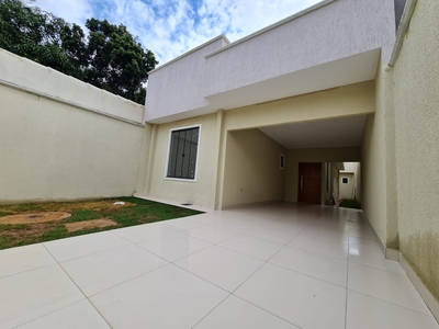 Casa em Vila Brasília, Aparecida de Goiânia/GO de 153m² 3 quartos à venda por R$ 619.000,00
