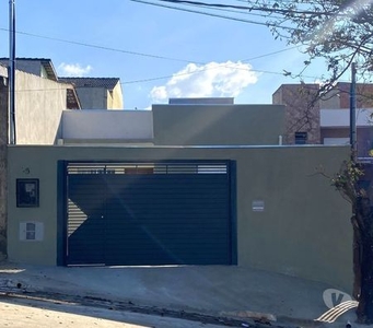 Casa nova com 3 dormitórios 2 banheiros 2 vagas - Vem Viver