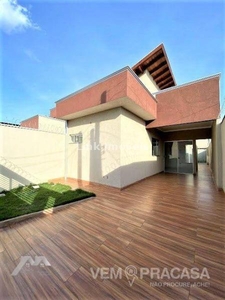 Casa Térrea com 3 Quartos à Venda por R$ 350.000