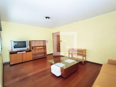 Apartamento para alugar com 1 dorms, 50m²