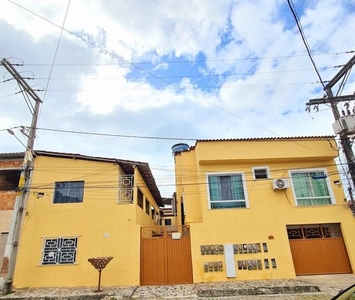 Casa para venda possui 800 metros quadrados com 5 quartos em Centro - Porto Seguro - BA