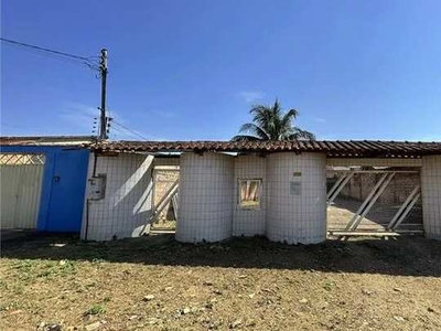 Casa à venda no Bairro Liberdade - Localização privilegiada e amplo terreno - R$470.000,00