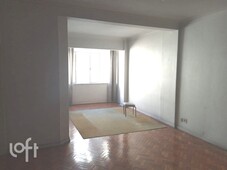 Apartamento à venda em Catete com 115 m², 3 quartos, 1 vaga