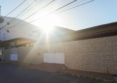 Casa para venda tem 400 metros quadrados com 7 quartos em Ilha dos Ayres - Vila Velha - ES