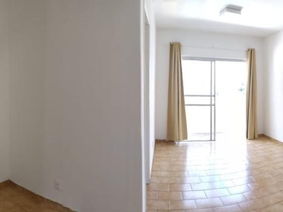 Apartamento em Centro, Balneário Camboriú/SC de 70m² 2 quartos à venda por R$ 699.000,00