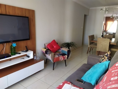 Apartamento em Gonzaga, Santos/SP de 75m² 2 quartos à venda por R$ 425.000,00